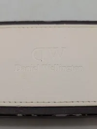 Daniel Wellington Classic Sheffield herreur med sort læderrem