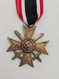 Tysk Krigsfortjenestekors af 2. klasse med sværd
