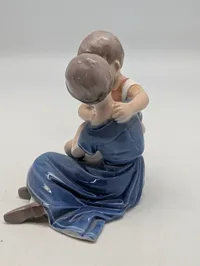 Bing & Grøndahl Porcelænsfigur nr. 1568, To Børn