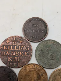Samling af danske skillingmønter fra det 18. og 19. århundrede