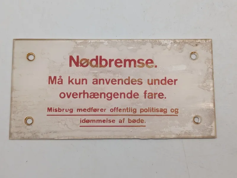 Dansk DSB Nødbremseskilt