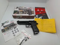 KWC PT92 Airsoft Pistol Sæt med CO2 og BB Kugler