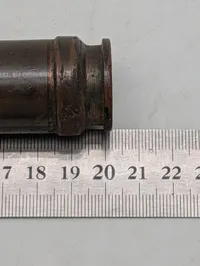 Tysk Løspatron til 2 cm Flak (20X138B). 1944, med træspids 