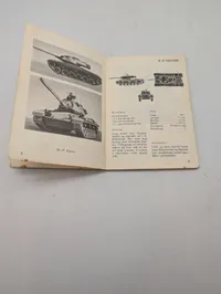 To militærhistoriske hæfter: Panser (1961) og Hitlers Rigsdagstale (1939)