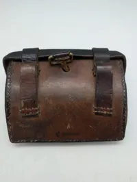 Dansk militær patronaske i læder model 89, dateret 1914