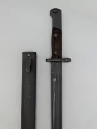 Bajonet med skede 