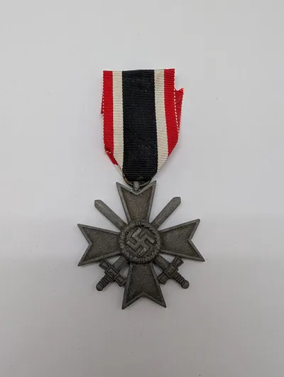 Tysk Krigsfortjenestekors af 2. klasse med sværd (KVK2)