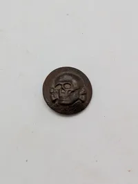 WW2 Tysk Tidlig Allgemeine-SS Dødningehoved knap til skråhue 
