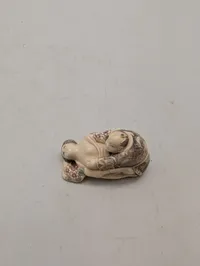 Japansk Shunga Netsuke af Matsuyama, udskåret ben