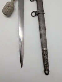 Tysk Luftwaffe  Officersdolk med Portepée og Skede, original 