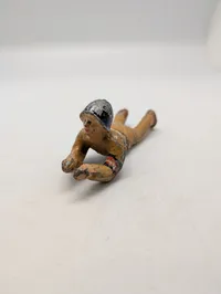 Metalfigur som frihedskæmper fra Maj 1945 