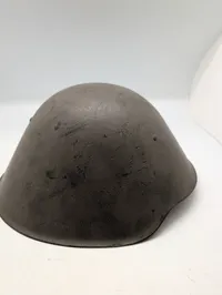 Østtysk M56/66 Stålhjelm fra Den Kolde Krig, tidlig udgave 
