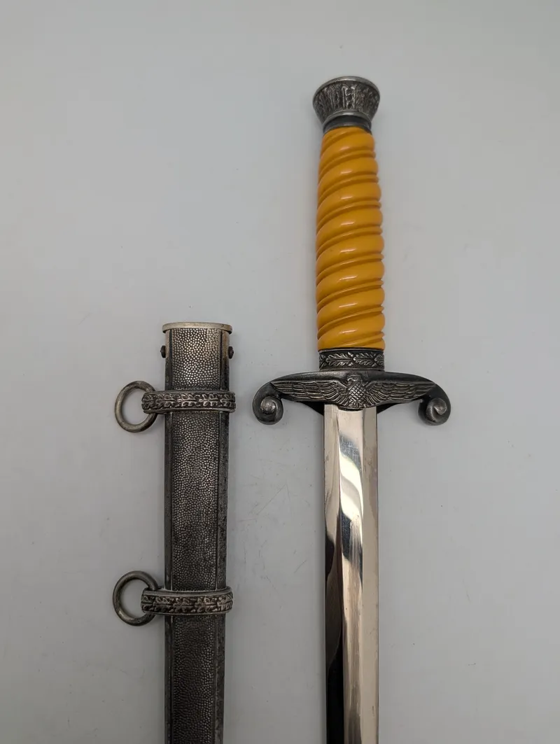 Paul Weyersberg & Co. Solingen German Army Officer's Dagger with Scabbard Afnazificeret 