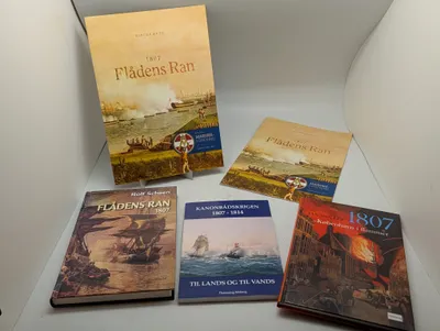 Samling af historiske bøger om Flådens Ran og Kanonbådskrigen
