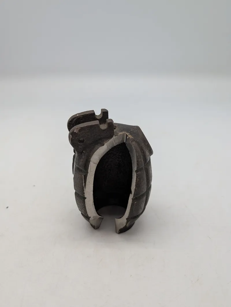 Britisk Mills No. 36 Mk 1 Håndgranat, Gennemskåret Undervisningsmodel