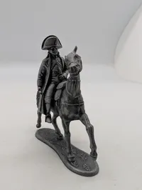 Napoleon Bonaparte til hest, tinfigur