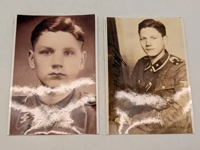 To signerede fotografier af tysk SS soldat fra 2. verdenskrig