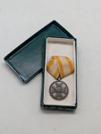 Spansk Orden de Isabel la Católica, Sølvmedalje med dokumenter
