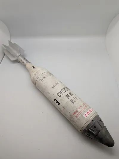 Inert 81 mm M301A3 Illumination Mortérgranat