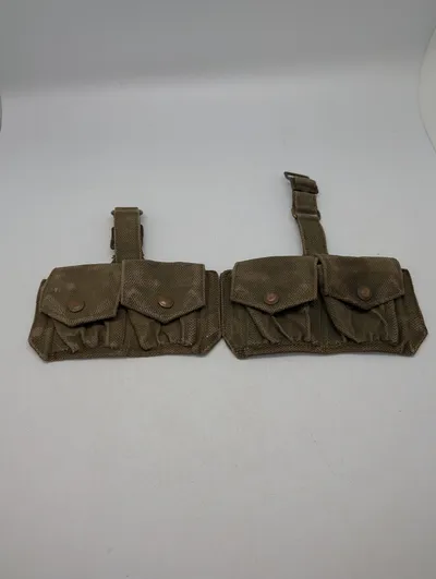 Engelske WW2 Militær Ammunitionslomme i Canvas med Messingknapper