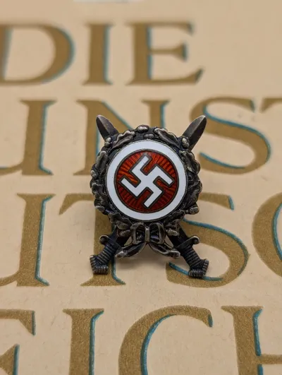 Ekstremt Sjældent Dansk D.N.A.S.A.P Æresemblem for frontkæmpere  WW2, originalt 