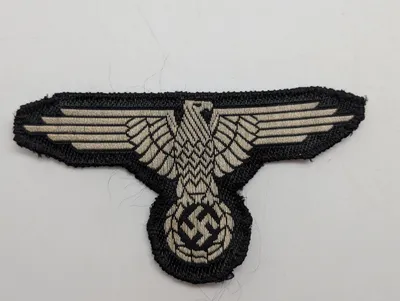Tysk Waffen-SS Brystørn, Maskinvævet i Grå Tråd på Sort Bagside, postwar?