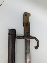 Fransk Model 1874 bajonet med skede