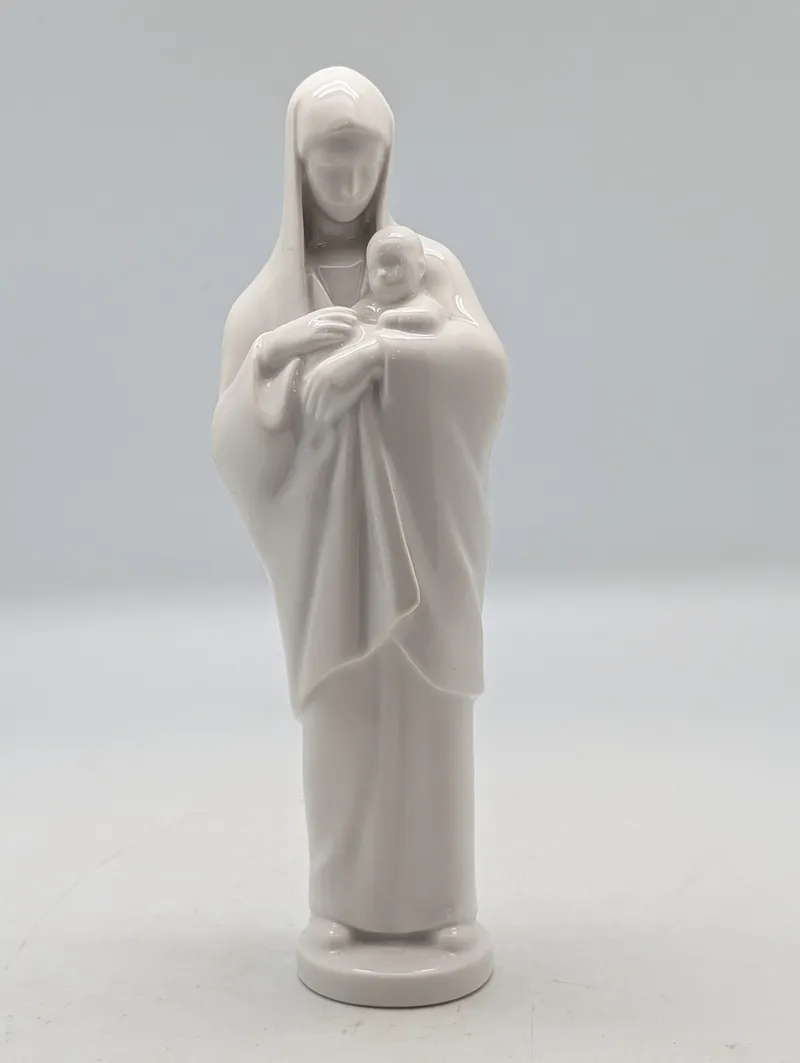 B&G Bing & Grøndahl porcelænsfigur, Maria med barnet, nr. 2332