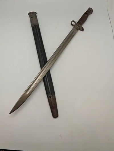 Britisk Pattern 1907 Bajonet med Skede