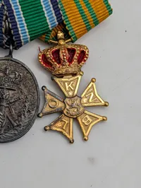 Dansk Hjemmeværnsmedalje for 25 års tjeneste og K.N.B.L. fortjenstkors, miniture 