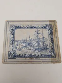 Antikt Album von Kiel med illustrationer af S.M.S. Baden og S.M.S. Irene
