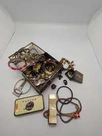 Vintage Mixed Collectibles Lot with Jewelry Box, Compact, and Souvenir Box