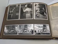 To vintage fotoalbum i læder og tekstil Soldat før under og efter krigen DK 