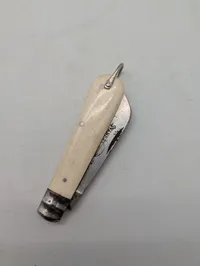 Svane Vintage Folding Pocket Knife with Bone Handle and Bail CF