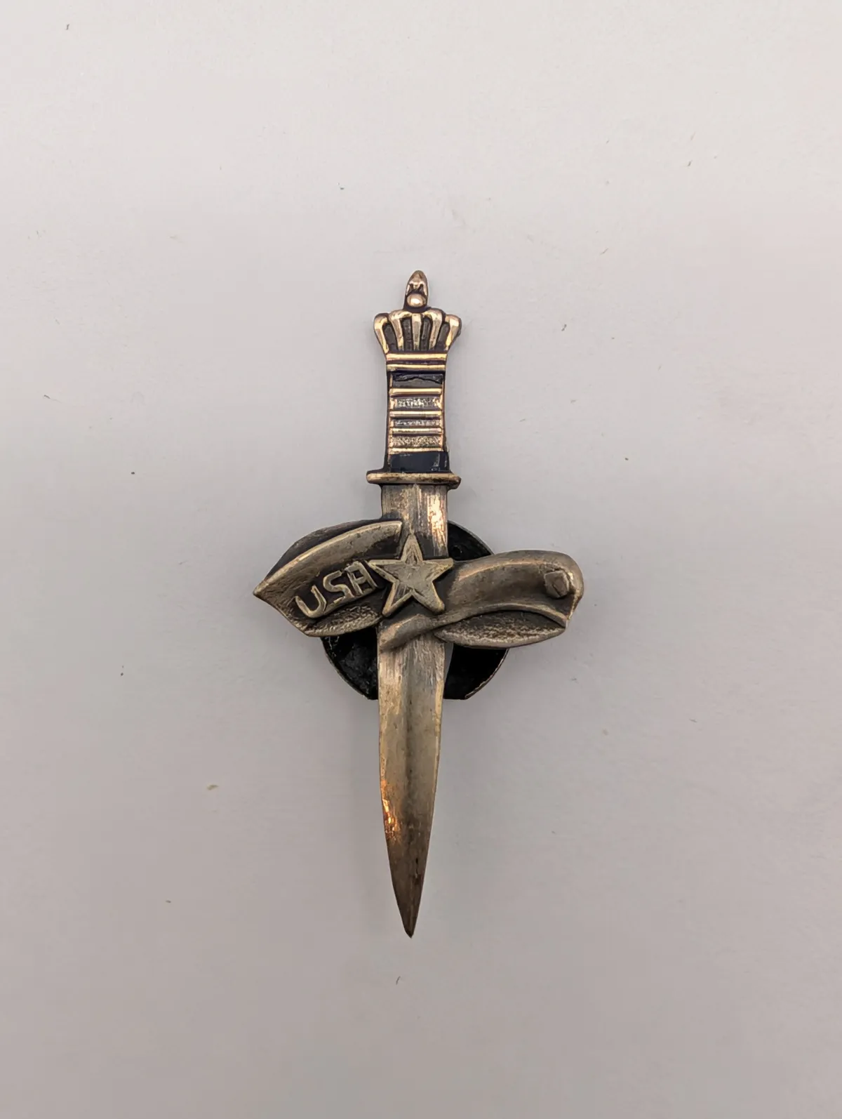 Vintage Military Style Dagger and Banner USA Lapel Pin WW2