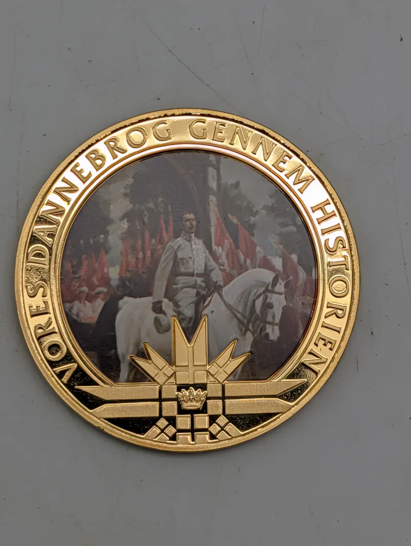 Dannebrog 800 år (1219-2019) Jubilæumsmedalje i forgyldt kobber
