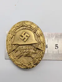 German WWII 20 July 1944 Wound Badge in Gold, super velfremstillet postwar
