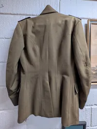 Dansk M/1923 Uniformsjakke i uld med messingknapper,  ( Omsyet 1947 uniform )