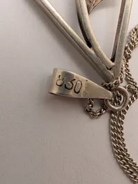 Dansk 830 Sølv Vedhæng med Blomstermotiv og Kæde