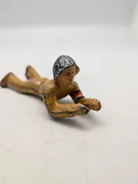 Metalfigur som frihedskæmper fra Maj 1945 