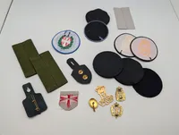 Samling af danske militære distinktioner og enhedsmærker
