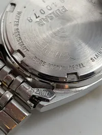 Samling af vintage smykker og Pulsar dameur
