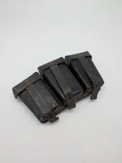 WWII German K98 Mauser Triple Ammunition Pouch, Black Pebbled Leather
