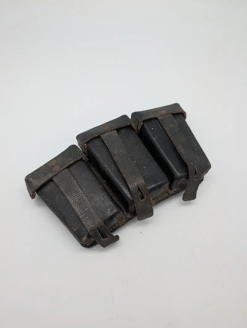 WWII German K98 Mauser Triple Ammunition Pouch, Black Pebbled Leather