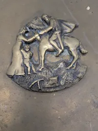 Antik messingplatte med relief af ridder og kvinde Niels Ebbesen 