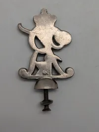 Christian IX monogram i sølvfarvet metal til flagstangsknop