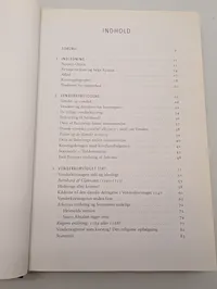 To bøger om dansk middelalderhistorie: Middelalderens Danmark og Danske Korstog