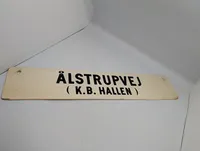 Vintage dobbeltsidet skilt fra Københavns Sporveje Ålstrupvej (K.B. Hallen)  / Hellerup 
