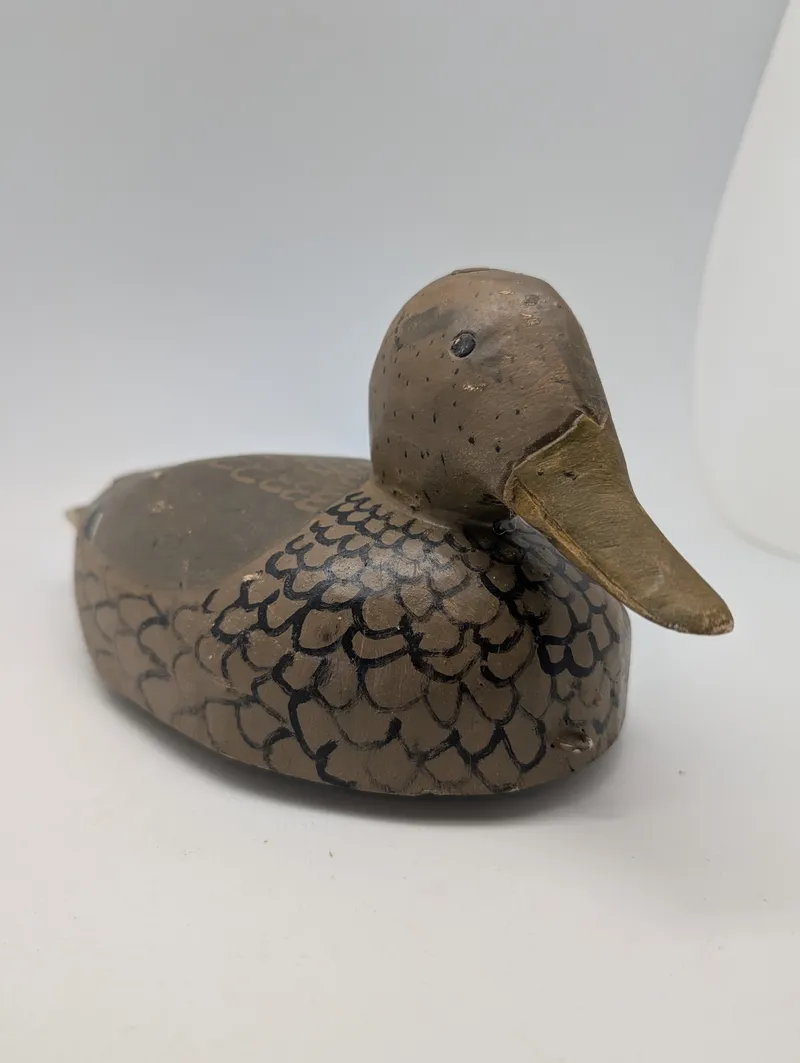 Vintage Hand-Painted Wooden Duck Decoy with Scalloped Feather Detail