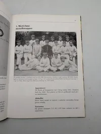 Karsten Skjold Petersen: Uniformsknapper i den danske hær 1911-1997